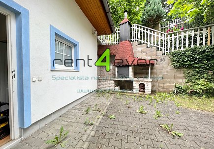 Pronájem bytu, Slapy, pronájem 1/2 domu, jedná se o 2 bytové jednotky 40 m2 a 70 m2, vybavené, Rent4Ever.cz