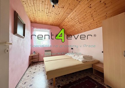 Pronájem bytu, Slapy, pronájem 1/2 domu, jedná se o 2 bytové jednotky 40 m2 a 70 m2, vybavené, Rent4Ever.cz