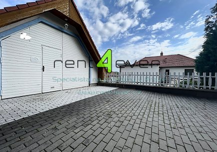 Pronájem bytu, Slapy, pronájem 1/2 domu, jedná se o 2 bytové jednotky 40 m2 a 70 m2, vybavené, Rent4Ever.cz