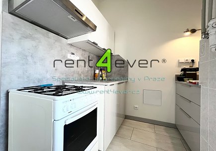 Pronájem bytu, Podolí, Podolské nábřeží, 2+1, 63m2, cihla, po rekonstrukci, balkon 9 m2, nevybavený, Rent4Ever.cz