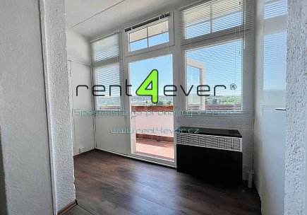 Pronájem bytu, Podolí, Podolské nábřeží, 2+1, 63m2, cihla, po rekonstrukci, balkon 9 m2, nevybavený, Rent4Ever.cz