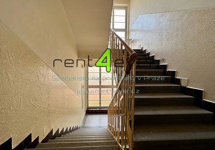 Pronájem bytu, Dejvice, Jugoslávských partyzánů, byt 2+kk, 60 m2, s balkonem, výtah, zařízený , Rent4Ever.cz