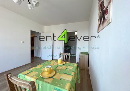 Pronájem bytu, Vršovice, Kodaňská, byt 2+kk, 45 m2, po rekonstrukci, sklep, výtah, zařízený, Rent4Ever.cz