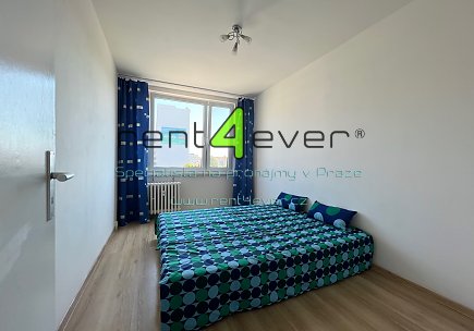 Pronájem bytu, Vršovice, Kodaňská, byt 2+kk, 45 m2, po rekonstrukci, sklep, výtah, zařízený, Rent4Ever.cz