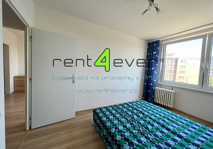 Pronájem bytu, Vršovice, Kodaňská, byt 2+kk, 45 m2, po rekonstrukci, sklep, výtah, zařízený, Rent4Ever.cz