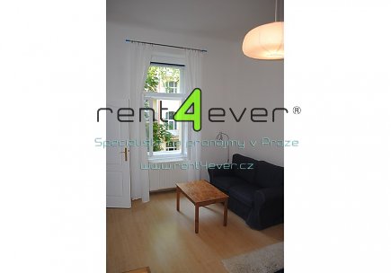 Pronájem bytu, Vinohrady, Polská, byt 1+1, 45 m2, komora, zařízený, Rent4Ever.cz