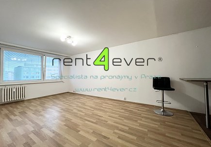 Pronájem bytu, Chodov, Hrudičkova, byt 3+kk, 67 m2 po rekonstrukci, s lodžií, sklep, nezařízený, Rent4Ever.cz