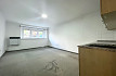 Pronájem bytu, Michle, Na nivách, byt 1+kk, 22 m2, v polosuterénu, nezařízený nábytkem, Rent4Ever.cz