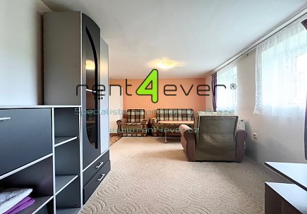 Pronájem bytu,  Lipence, Jílovišťská, byt 2+kk, 45 m2 v RD, parkovací stání, zařízený nábytkem, Rent4Ever.cz