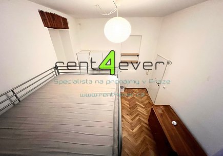 Pronájem bytu, Žižkov, Řehořova, byt 1+kk, 20 m2, po rekonstrukci, zařízený nábytkem, Rent4Ever.cz