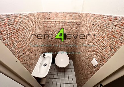 Pronájem bytu, Žižkov, Řehořova, byt 1+kk, 20 m2, po rekonstrukci, zařízený nábytkem, Rent4Ever.cz