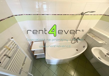 Pronájem bytu, Nusle, V zálomu, byt 2+kk, 55 m2,  balkon, kompletně vybavený nábytkem, Rent4Ever.cz