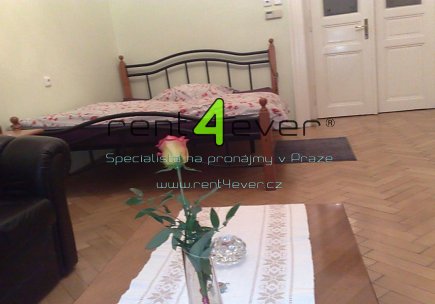 Pronájem bytu, Vinohrady, Chodská, byt 2+kk, 51 m2, cihla, po rekonstrukci, zařízený nábytkem, Rent4Ever.cz