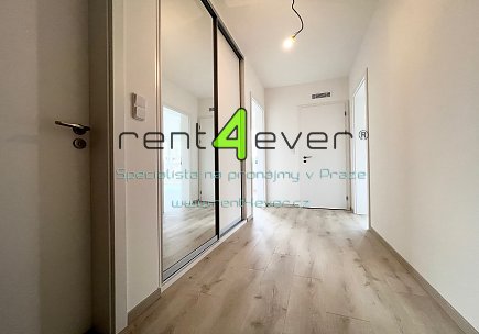 Pronájem bytu, Třebonice, Thomasova - Britská čtvrť, 2+kk, 62.4 m2, novostavba, terasa, nezařízený, Rent4Ever.cz