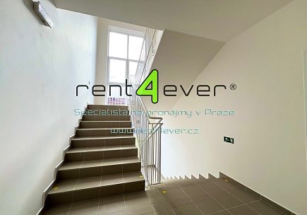 Pronájem bytu, Chrášťany, Zelená, byt 3+kk, 72 m2, novostavba, balkon, sklep, parkování, Rent4Ever.cz