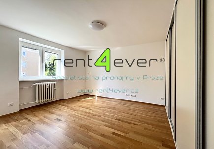 Pronájem bytu, Liboc, Nová Šárka, byt 2+1, 60 m2, po rekonstrukci, komora, částečně zařízený, Rent4Ever.cz