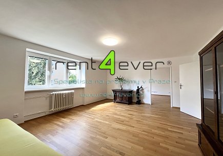 Pronájem bytu, Liboc, Nová Šárka, byt 2+1, 60 m2, po rekonstrukci, komora, částečně zařízený, Rent4Ever.cz