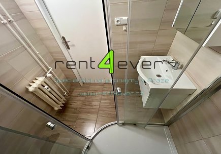 Pronájem bytu, Liboc, Nová Šárka, byt 2+1, 60 m2, po rekonstrukci, komora, částečně zařízený, Rent4Ever.cz
