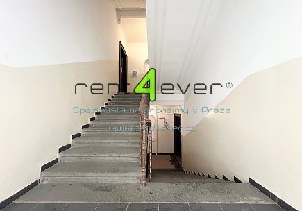Pronájem bytu, Karlín, Za Poříčskou bránou, byt 3+1, 100 m2, částečně zařízený nábytkem, Rent4Ever.cz