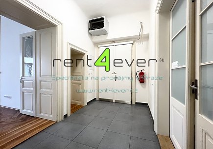 Pronájem bytu, Pronájem kancelářských prostor - Karlín, Za Poříčskou bránou, Rent4Ever.cz