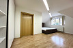 Pronájem bytu, Libeň, Valčíkova, byt 3+1, 120 m2, po rekonstrukci, balkon, částečně zařízený, Rent4Ever.cz