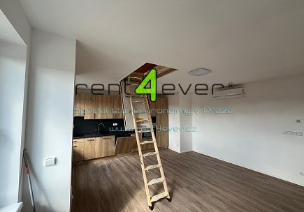 Pronájem bytu, Dolní Chabry, Počeradská, úplně nový byt 3+kk, 82 m2, novostavba, garážové stání, Rent4Ever.cz