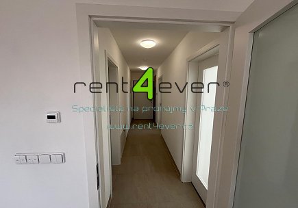 Pronájem bytu, Dolní Chabry, Počeradská, úplně nový byt 3+kk, 82 m2, novostavba, garážové stání, Rent4Ever.cz