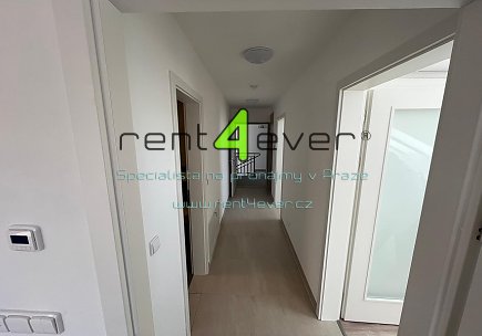 Pronájem bytu, Dolní Chabry, Počeradská, úplně nový byt 3+kk, 82 m2, novostavba, garážové stání, Rent4Ever.cz