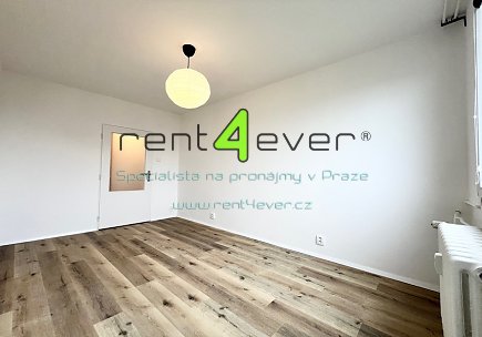 Pronájem bytu, Hostivař, Přeštická, byt 2+kk, 42 m2, po kompletní rekonstrukci, nevybavený, Rent4Ever.cz