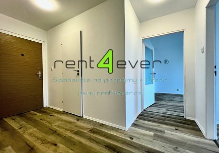 Pronájem bytu, Hostivař, Přeštická, byt 2+kk, 42 m2, po kompletní rekonstrukci, nevybavený, Rent4Ever.cz