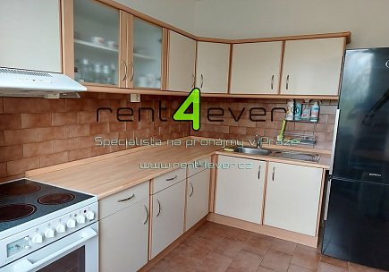 Pronájem bytu, Hlubočepy, Renoirova, slunný byt 4+1, 90 m2, balkon, výtah, zařízený, Rent4Ever.cz