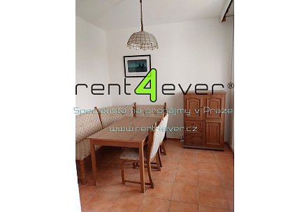 Pronájem bytu, Hlubočepy, Renoirova, slunný byt 4+1, 90 m2, balkon, výtah, zařízený, Rent4Ever.cz