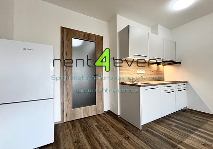 Pronájem bytu, Háje, Výstavní, úplně nový byt 1+kk, 33.4 m2, balkon, novostavba, nevybavený, Rent4Ever.cz