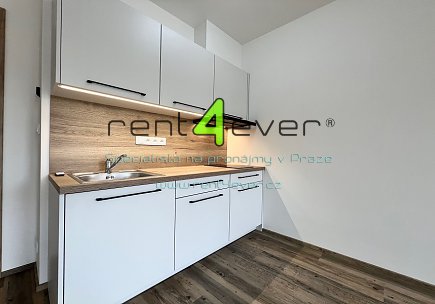 Pronájem bytu, Háje, Výstavní, úplně nový byt 1+kk, 33.4 m2, balkon, novostavba, nevybavený, Rent4Ever.cz