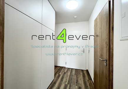 Pronájem bytu, Háje, Výstavní, úplně nový byt 1+kk, 33.4 m2, balkon, novostavba, nevybavený, Rent4Ever.cz