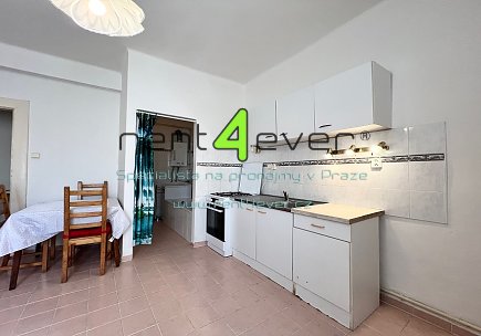 Pronájem bytu, Žižkov, Biskupcova, byt 2+kk, 45 m2, zařízený / nezařízený nábytkem, Rent4Ever.cz