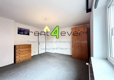Pronájem bytu, Liboc, Evropská, byt 2+1, 55 m2, komora, částěčně vybavený nábytkem, Rent4Ever.cz