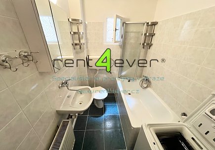Pronájem bytu, Liboc, Evropská, byt 2+1, 55 m2, komora, částěčně vybavený nábytkem, Rent4Ever.cz